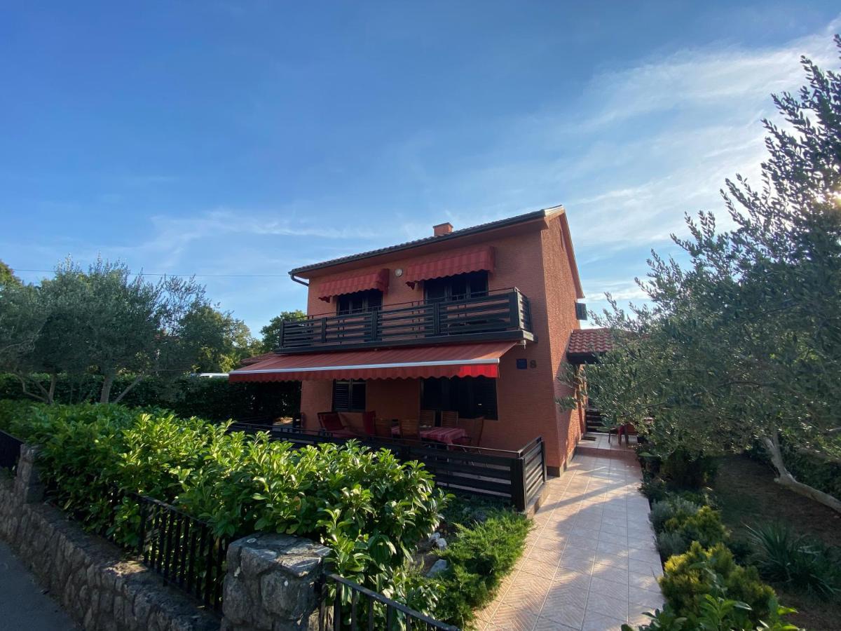Holiday Home Andreja Malinska Bagian luar foto